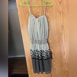 Medium charming Charlie black and white/cream dress middle stretch